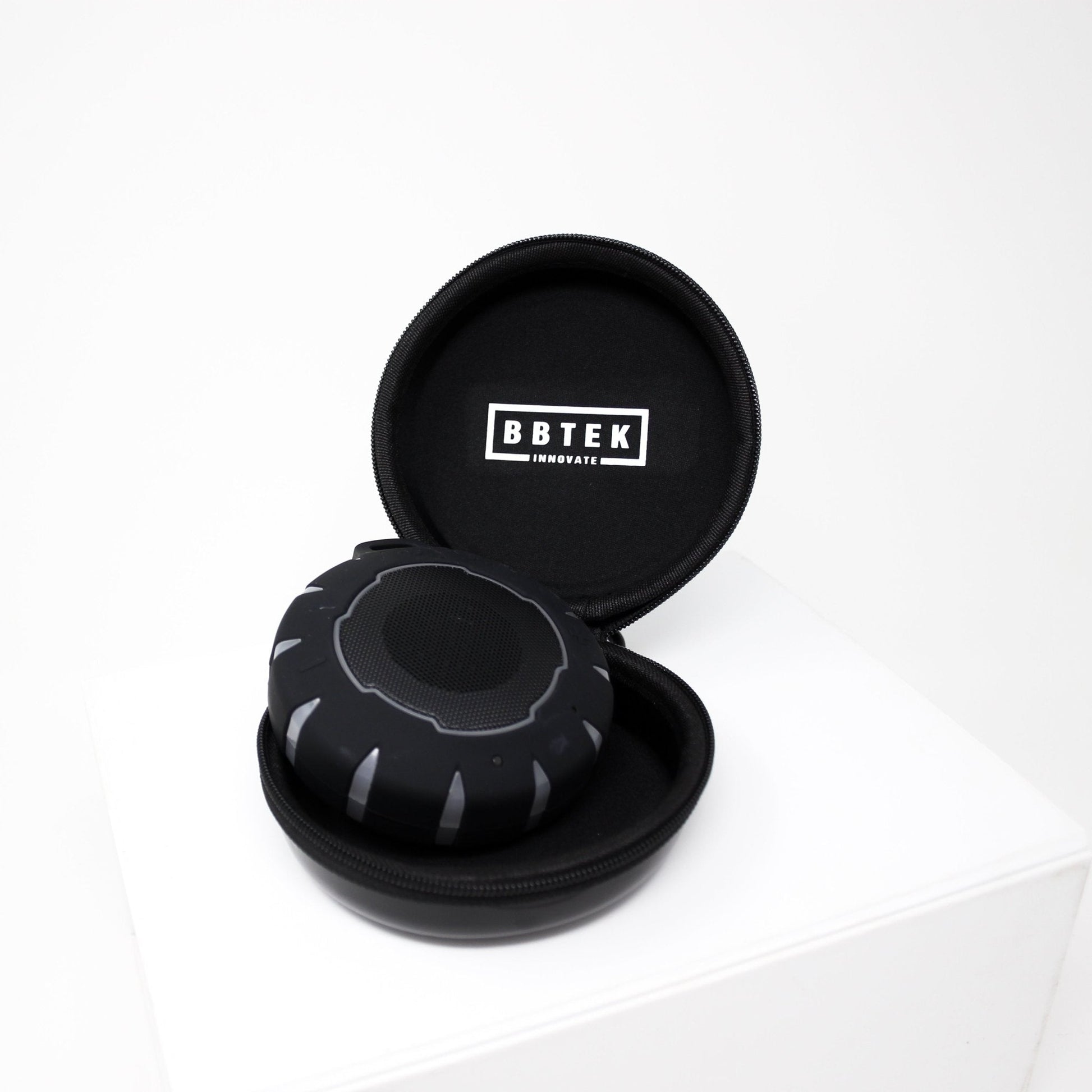 WIRELESS WATERPROOF LIGHT UP SPEAKER - BBTEK - WIRELESS WATERPROOF LIGHT UP SPEAKER